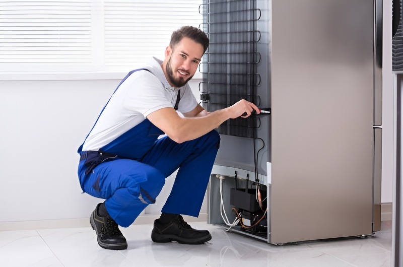 DIY Guide to Refrigerator Repair in Tamiami, FL